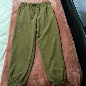 Zenana XL Green Paper Bag Pants NWOT